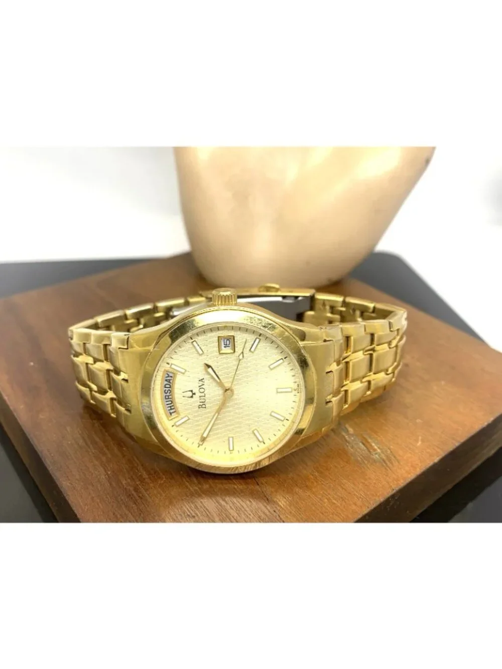 Bulova Men's Watch 97C48 Quartz Gold Dial Day Date Stainless Steel 36mm